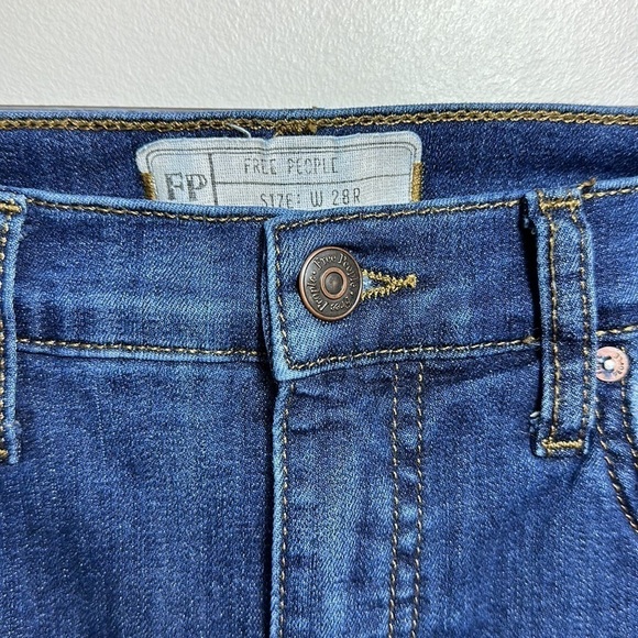 Free People High Waisted Distressed Skinny Jeans Size 28 - Picture 3 of 5